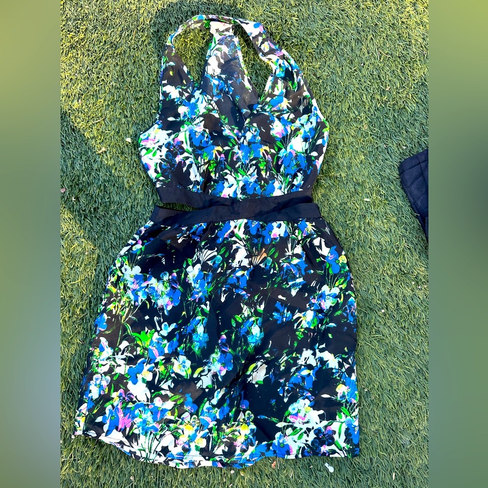 💐RBL FLORAL CUT OUT DRESS 💐SIZE SMALL